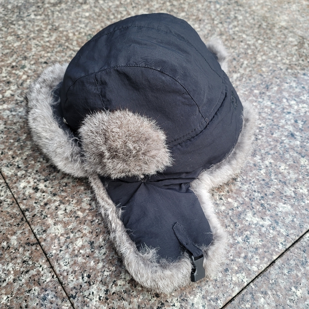 Crowncap winter trapper hat